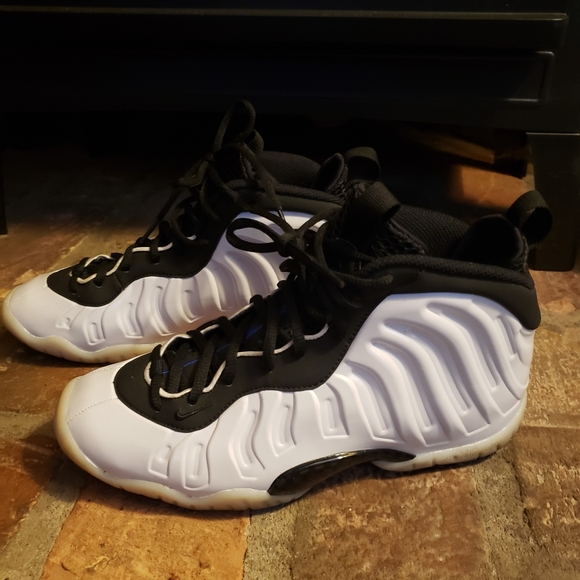 Nike Other - Nike Air Foamposits 5.5Y
